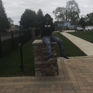 Meet your Posher, Quatrell